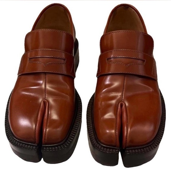 Maison Martin Margiela Shoes - Brown Leather Tabi Loafers